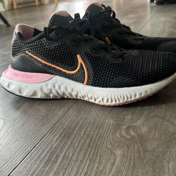 Nike Renew sneakers - Picture 4 of 5